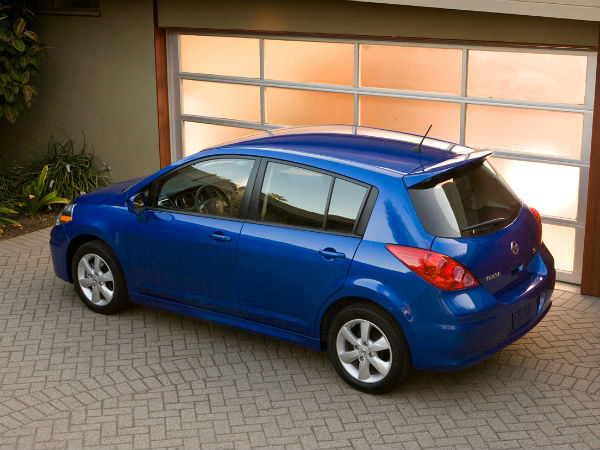 अगर कार खरीदी है तो 