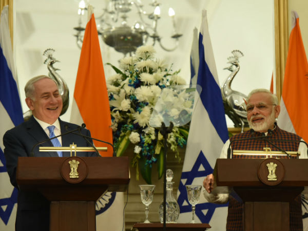 नेतन्याहू के साथ आया 130 सदस्यीय दल 