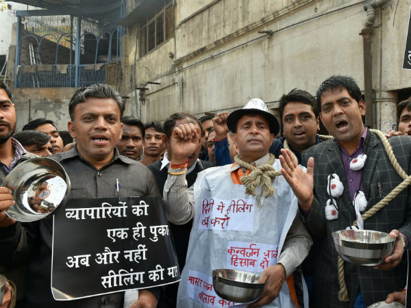अनिश्चितकालीन हड़ताल पर जाने की धमकी