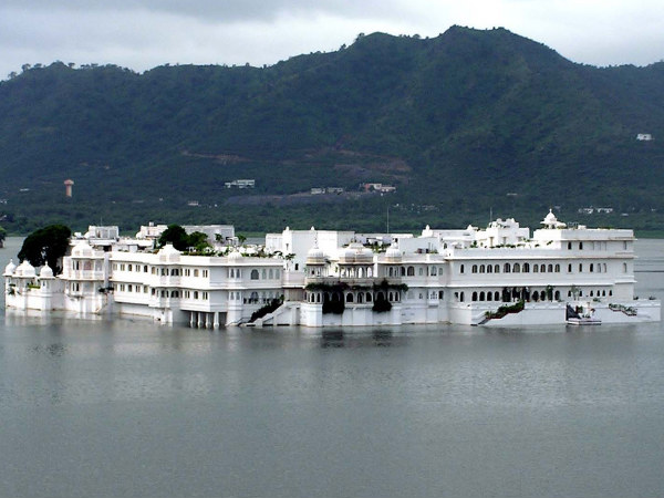 ताज लेक पैलेस, उदयपुर 