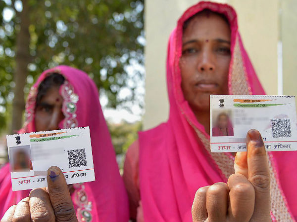 USSD सर्विस के लिए आधार से लिंक रहना चाहिए मोबाइल नंबर 