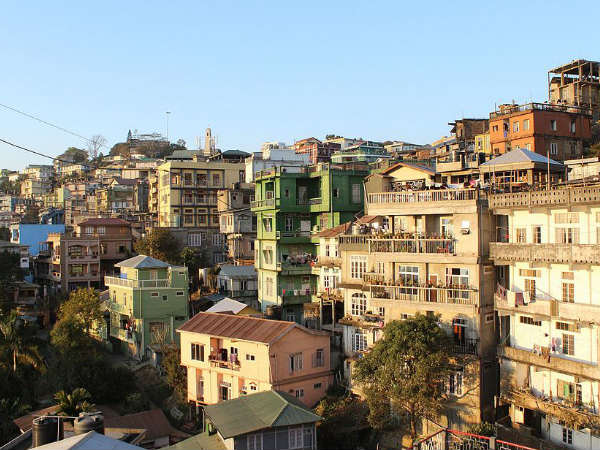 आइजोल में पेट्रोल की कीमतें