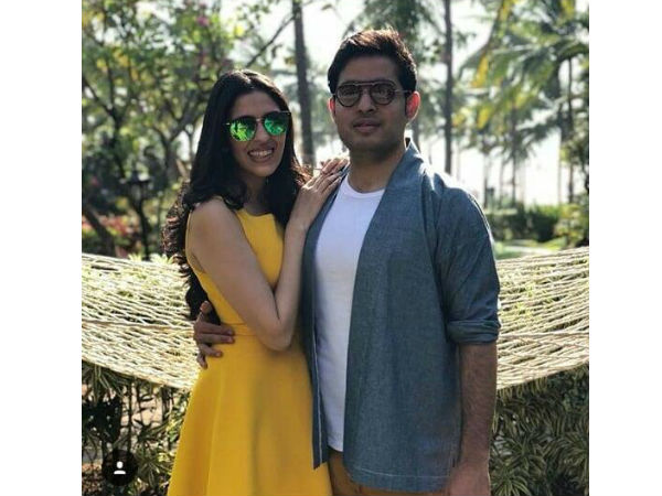 आकाश अंबानी के बारे में 