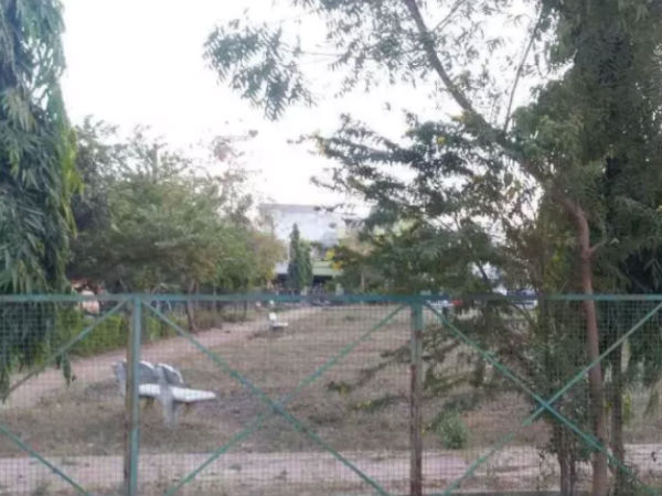 लैण्‍डमार्क 