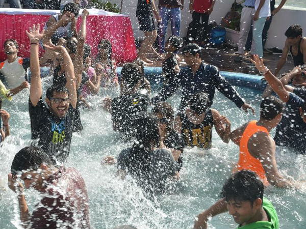 इवेंट प्रमोटर