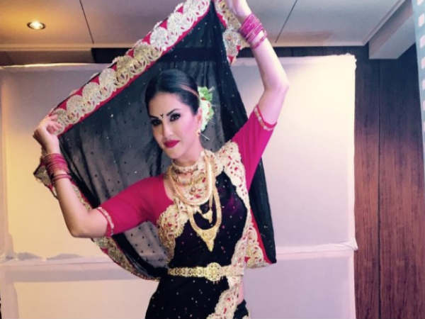 बॉन्ड्स और म्यूचुअल फंड में भी लगाया पैसा 