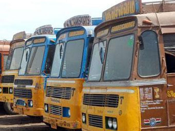 रोजाना 20,000 करोड़ रुपये का नुकसान 