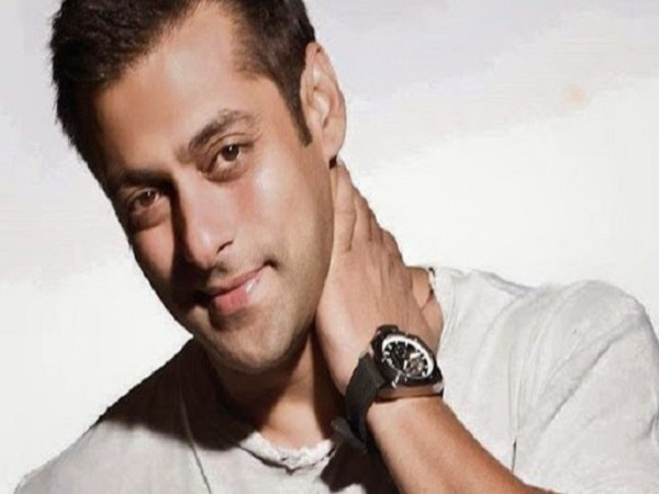 सलमान खान लगातार तीसरे साल फोर्ब्‍स की ल‍िस्‍ट में पहला स्‍थान 