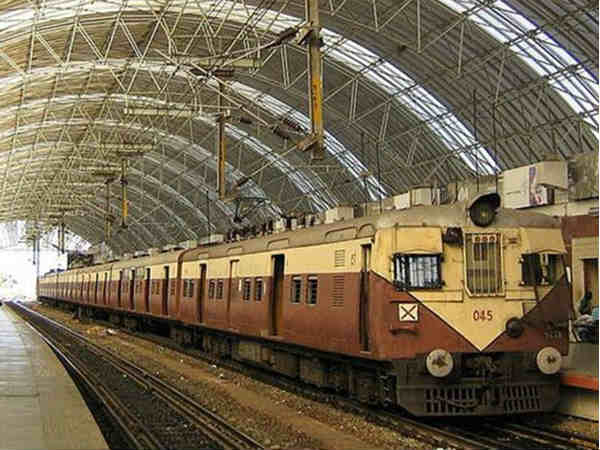 समूह यात्रा को लेकर नियम 