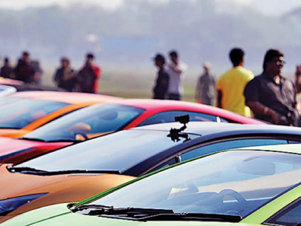 ट्रेड वॉर से भाग रहे सबसे ज्यादा लोग 