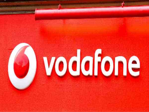 Vodafone Brings A Plan Of Rs 229 Daily Calling With 2GB Data Unlimited Calling Vodafone Brings A Plan Of Rs 229 Daily Calling With 2GB Data Unlimited Calling
