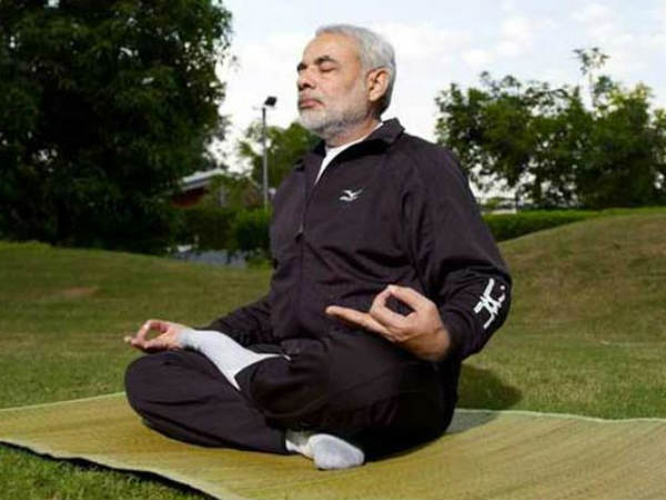 योग शिक्षक बन करें कमाईं 