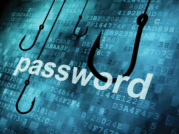 फिशिंग से रहें अलर्ट (Stay away from phishing alert)