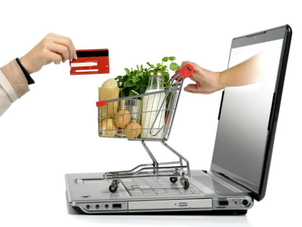 फर्जी वेबसाइट से बचें