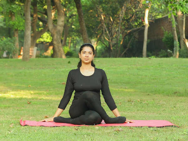 योग से जुड़ी आर्ट और पेंटिंग 