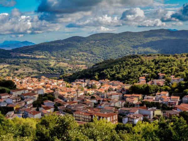 लोकाना है गांव का नाम 