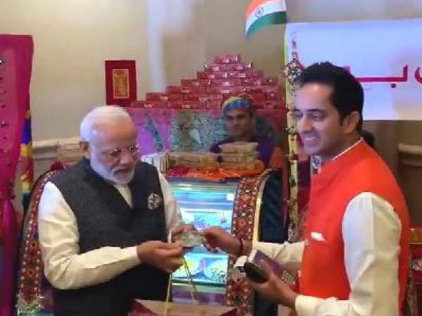 तीन बैंक रूपे कार्ड जारी करने पर राजी