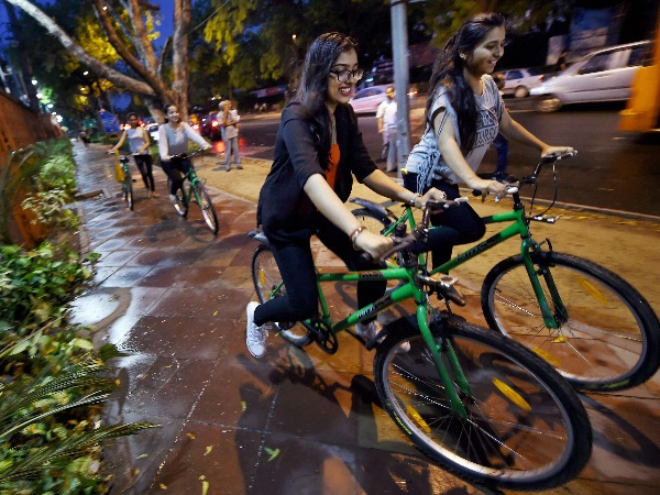 कंपनी देगी पिकअप और ड्रॉपिंग सर्विस 