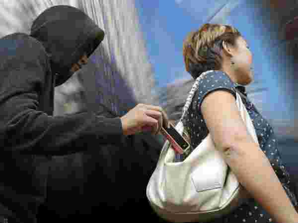 If The Phone Is Stolen Then Block Your Phone By These Easy Ways If The Phone Is Stolen Then Block Your Phone By These Easy Ways