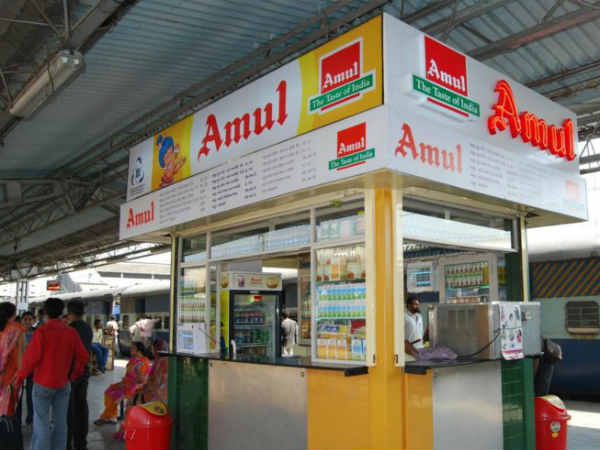 अमूल 2 तरह की देती है फ्रेंचाइजी