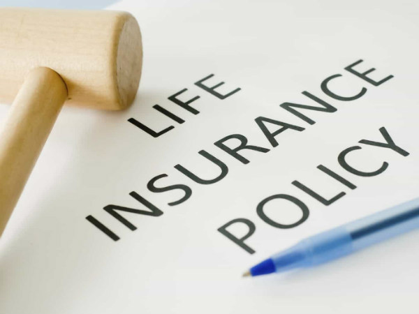 लाइफ इंश्योरेंस इंडस्ट्री को भी इस बजट काफी उम्मीदें 