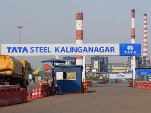 स्टील सेक्टर को मिला अनिवार्य सेवा का दर्जा