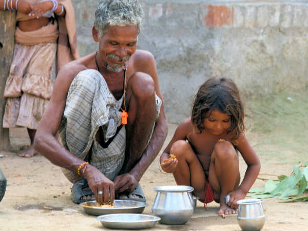 वरिष्ठ नागरिकों को एनएसएपी के तहत दी मदद