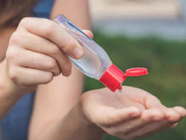  हैंडवॉश-सैनिटाइजर पर 15 प्रतिशत का ऑफ 