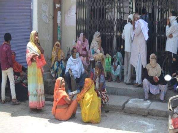 यह है बैंक से पैसा निकालने का तरीका