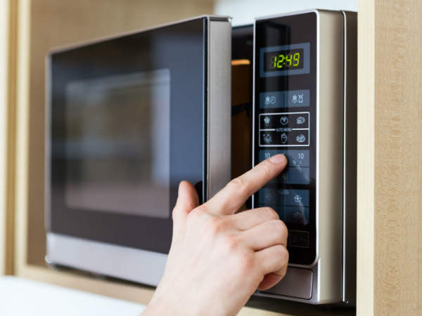 माइक्रोवेव पर 40 प्रतिशत तक छूट