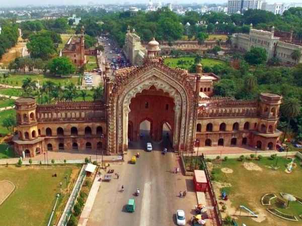 चल रही है लगातार बात