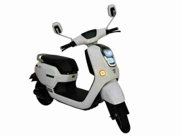 ओकिनावा लाइट 