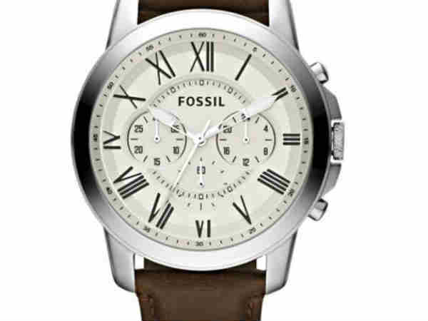  फॉसिल वॉच पर 7 हजार रु तक की छूट 