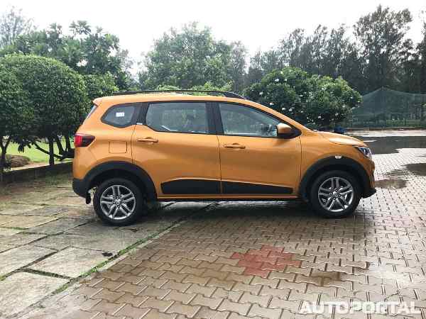 जानिए रेनॉल्ट डस्टर टर्बो पर कितनी है छूट