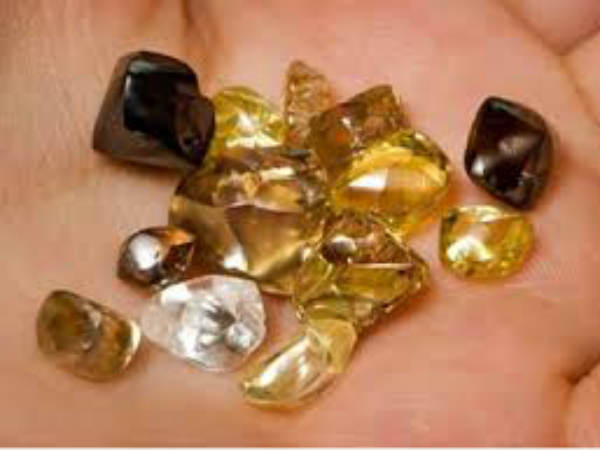 पहले भी मिले हैं हीरे