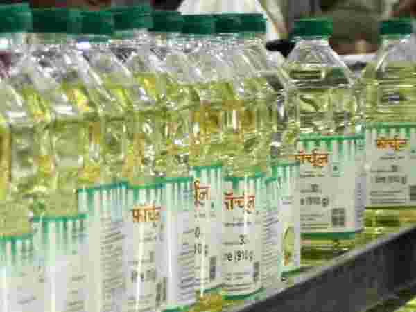 सरसों तेल की कीमत 120 रुपए 