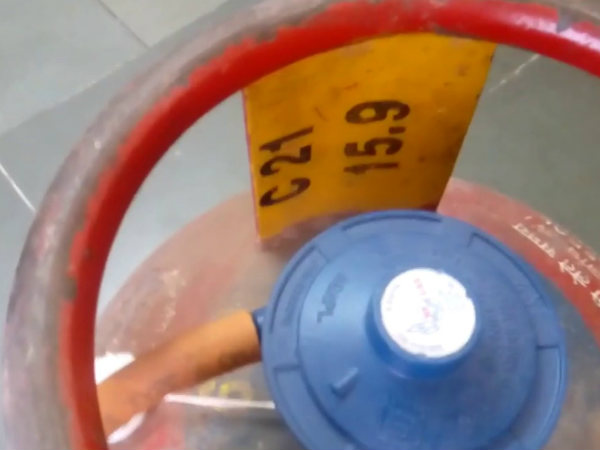 जानिए अन्य शहरों में 19 किलो वाले गैस सिलेंडर के बढ़े हुए दाम