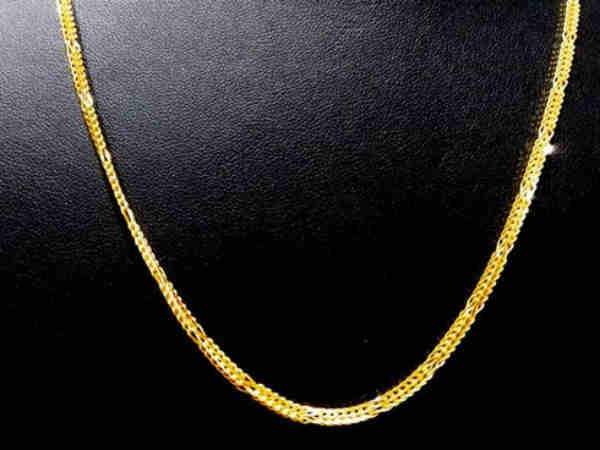 तन‍िष्‍क गोल्‍ड चेन