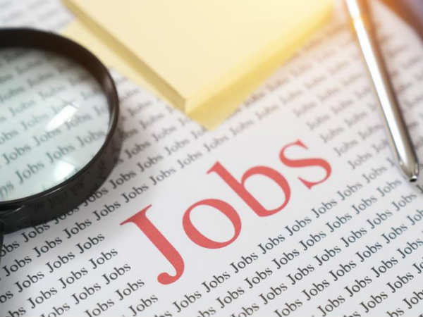 कुल कितने कर्मचारियों को लाभ