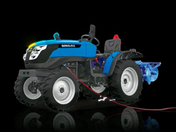 4 घंटे में हो जाएगा चार्ज इलेक्ट्रिक टैक्ट्रर