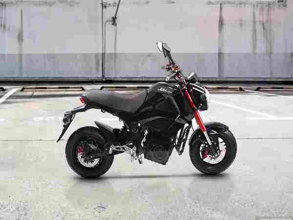  जॉय मॉन्सटर की कीमत 98,999 रुपए