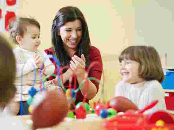  शुरू करें क्रेच बिजनेस