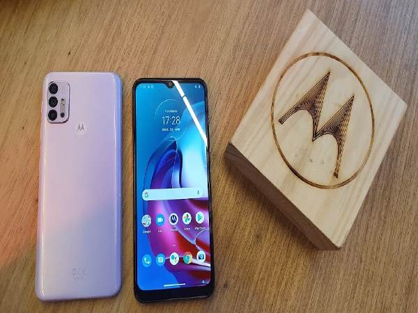 जानिए कनेक्टिविटी के फीचर्स