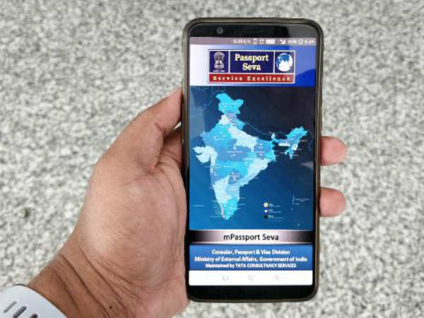 10 भाषाओं में सेवा उपलब्ध