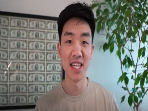 रेयरलिक्विड चैनल का नाम