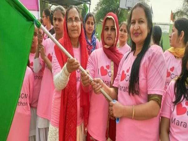 पूजा ने शुरू की जॉब