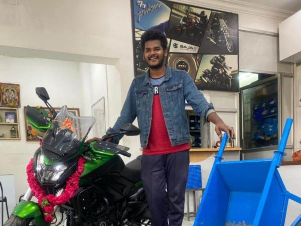 किस किस ने गिने सिक्के