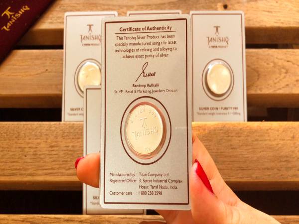 जानिए कैसे काम करता है यह गोल्ड काइन एटीएम