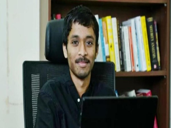 शुरू किया अपना स्टार्टअप