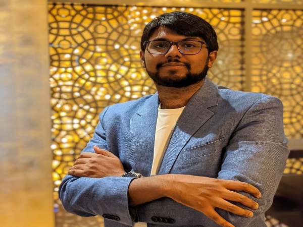 अपनी कंपनी की स्थापना की